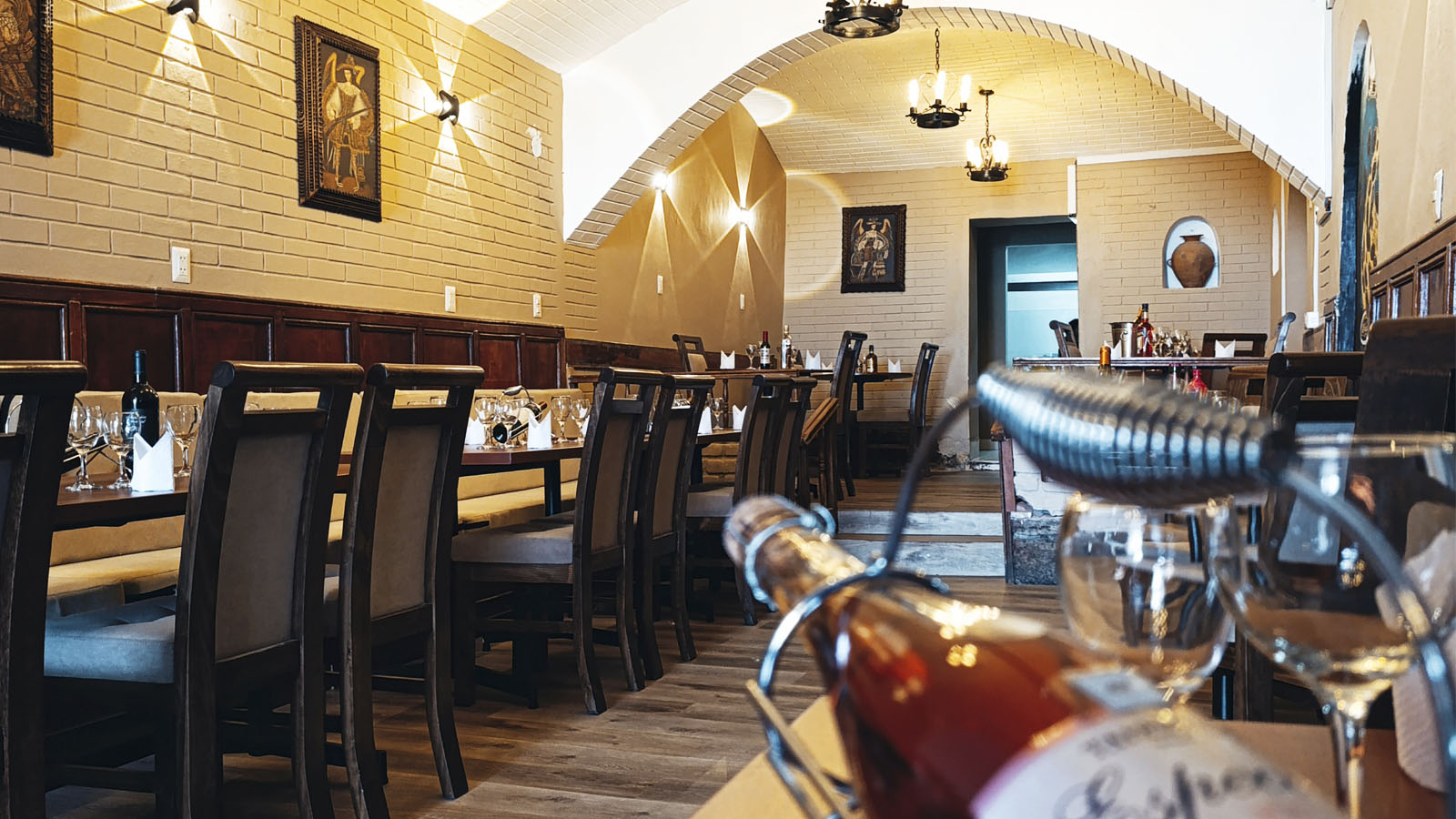 Variedad de Platos a la carta Variedad de platos peruanos, servido en Pirwa Restaurant cusco